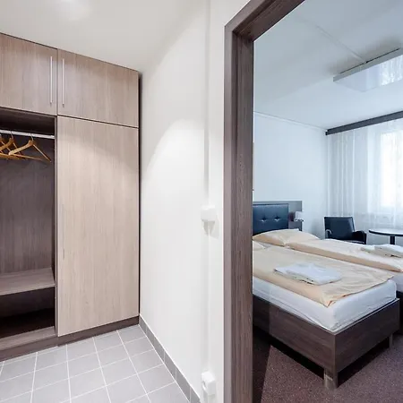 Hotel Gprooms *** - Pod Palackeho Vrchem